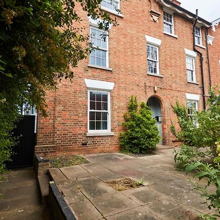 Fantastic Central Stratford Two Bedroom Apartment By Purestay Short Lets & Serviced Accommodation With Parking Zewnętrze zdjęcie
