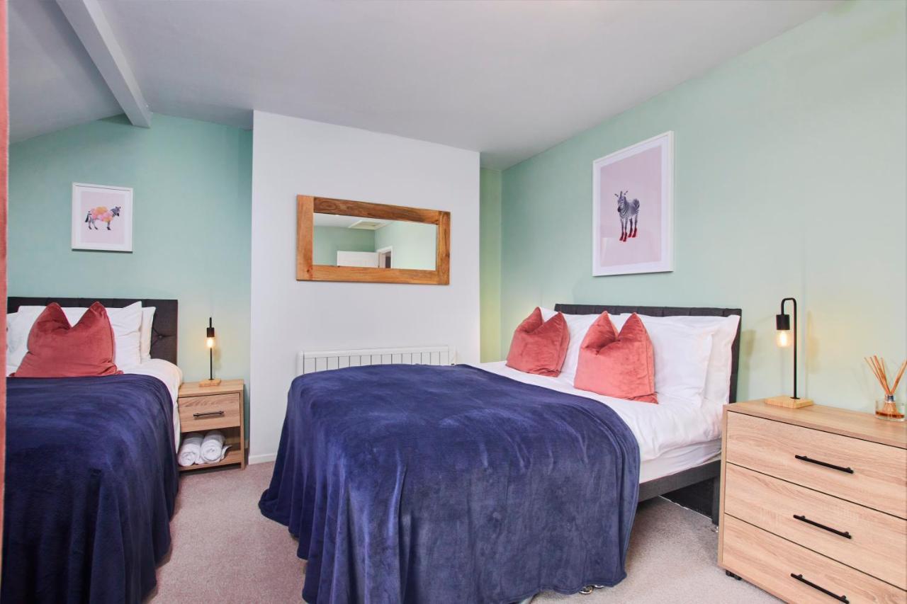 Fantastic Central Stratford Two Bedroom Apartment By Purestay Short Lets & Serviced Accommodation With Parking Zewnętrze zdjęcie